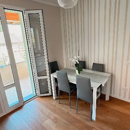 Souari 10' Da De Marmi - 2km Villa *